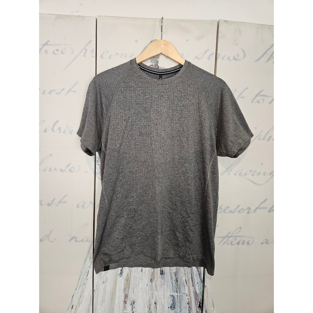 Ten Thousand The Seamless Shirt Size M Gray Heather Raglan Athletic Training Tee